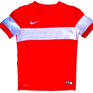 Nike Dri-FIT Boys Swoosh T-Shirt